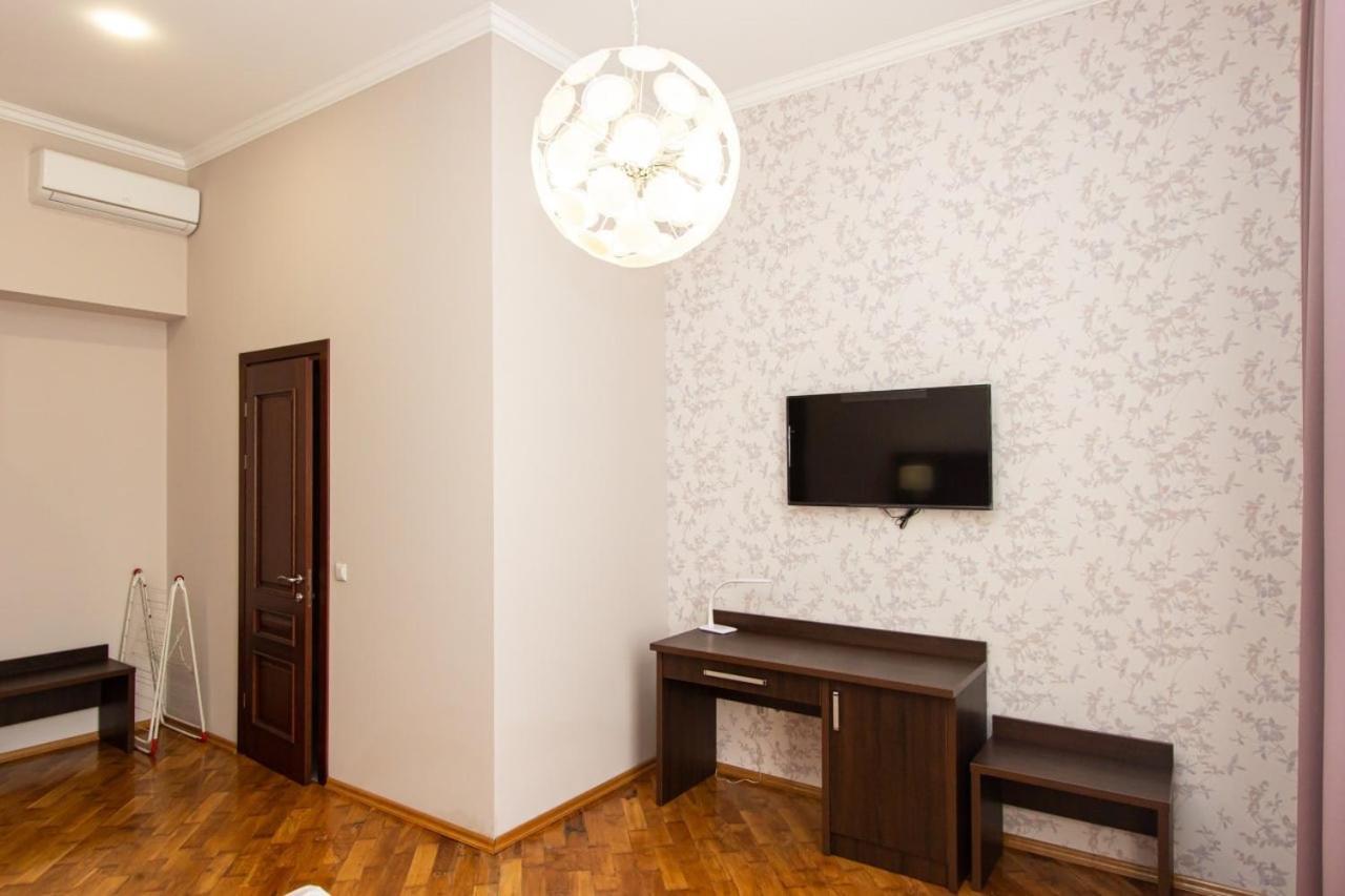 Апартаменти В Центрі Міста Ivano-Frankivsk Exteriér fotografie